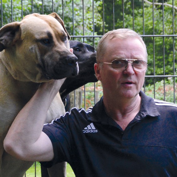 Schnecke mit Hund Schnecke mit Hund